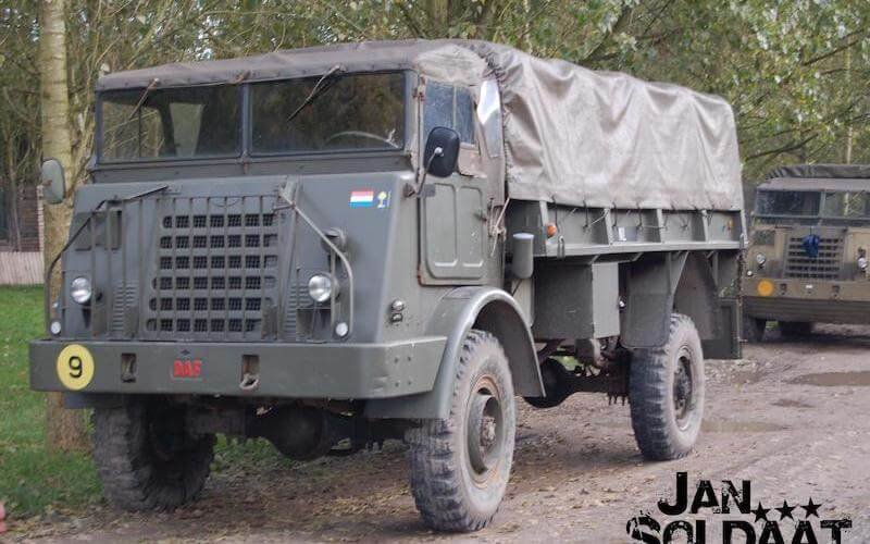 DAF-Army-314.jpg